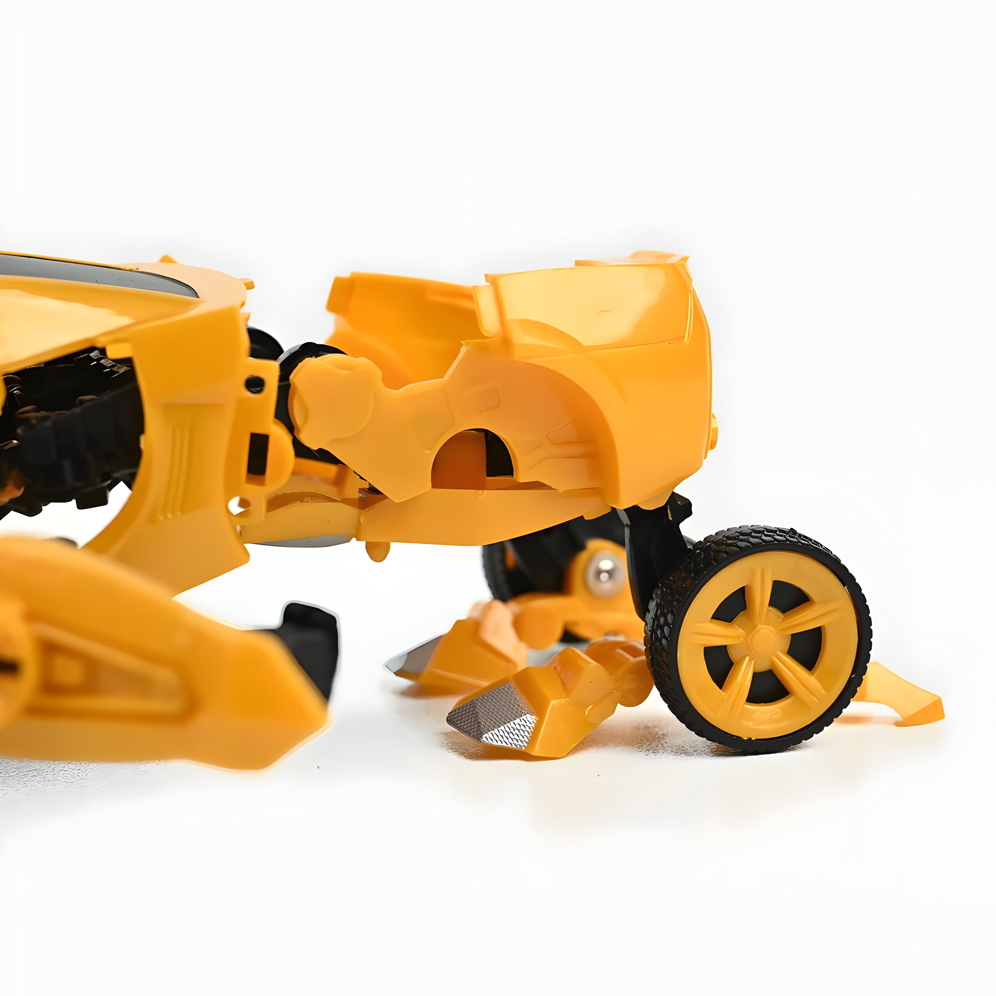 Transforming Robot Car Toy – 2-in-1 Car & Robot with Gun (No Batteries Needed)